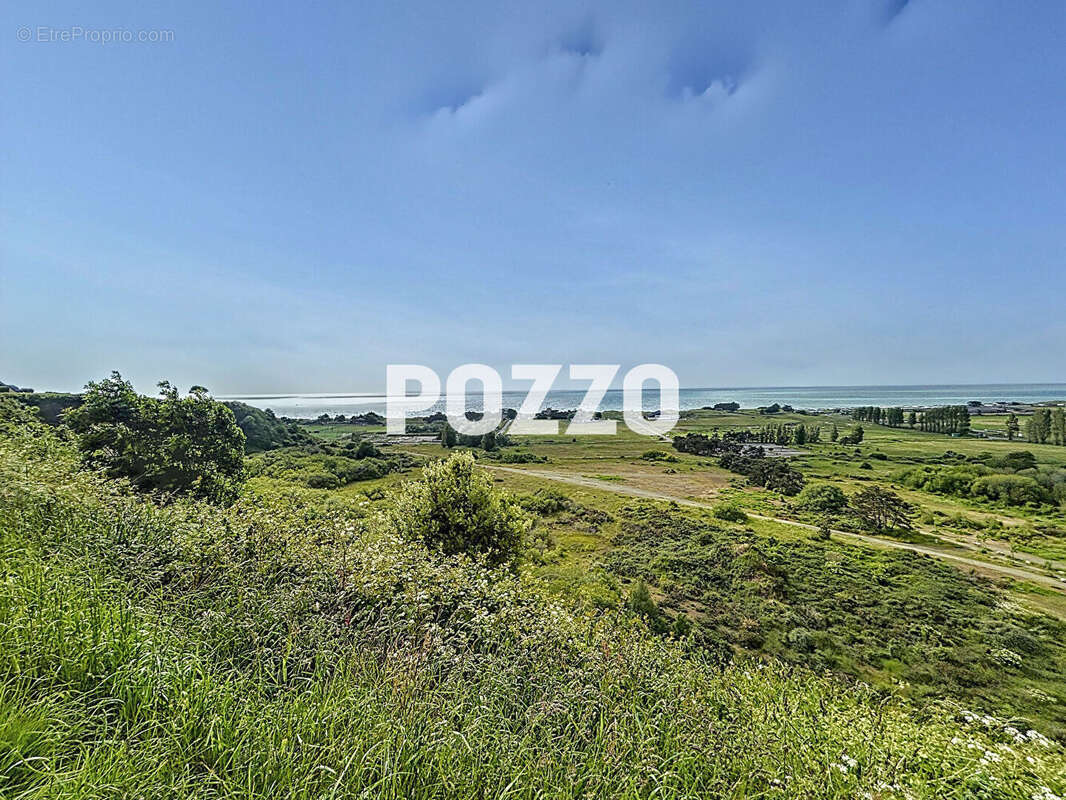 Maison à DONVILLE-LES-BAINS