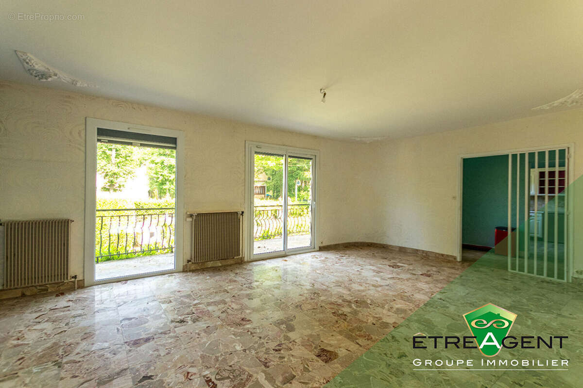 Maison CONCHES-EN-OUCHE - 170 m² - 5 chambres - photo 5