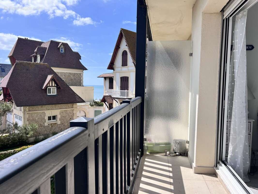 Appartement à BLONVILLE-SUR-MER