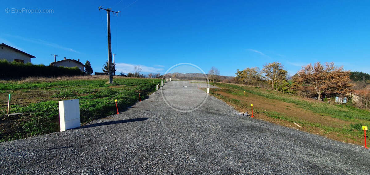 Terrain à SAINT-GENIS-L&#039;ARGENTIERE