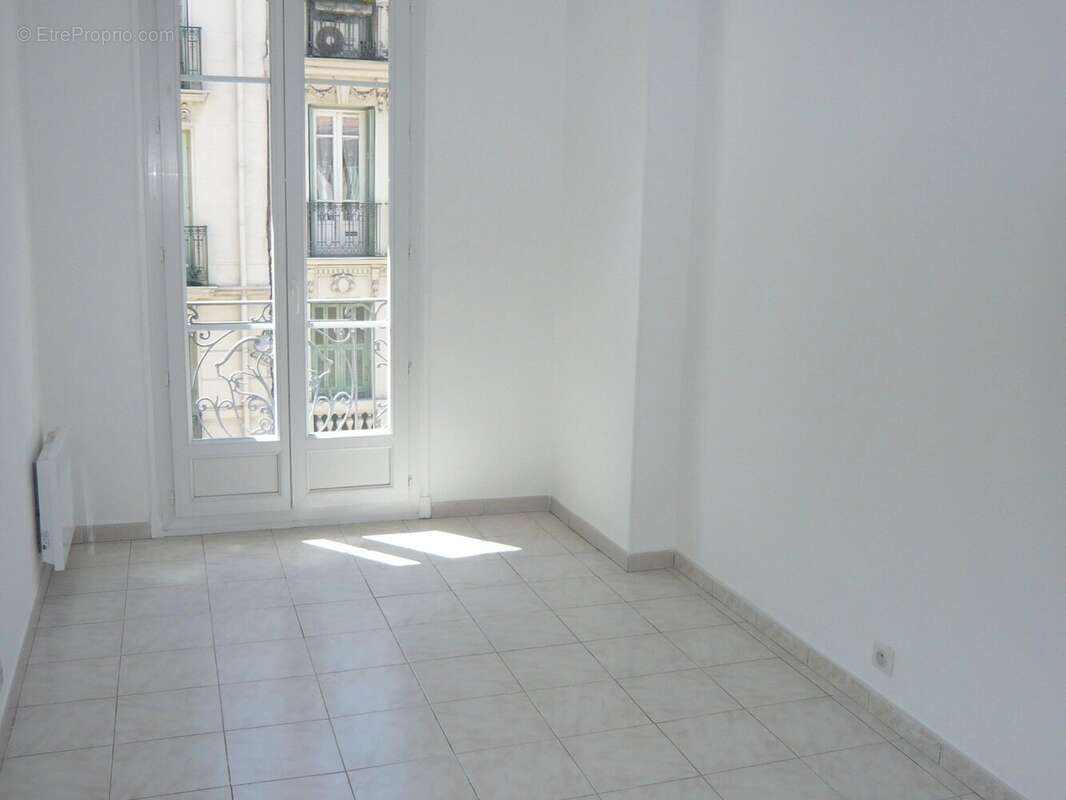 Salle - Appartement à NICE