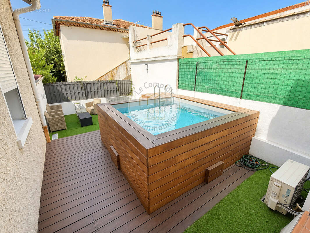 Sainte marguerite: maison de caractère avec piscine   emplacement d'exception ! - photo 3