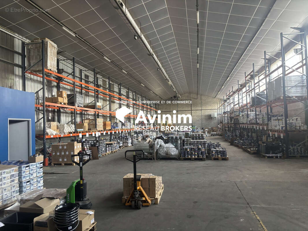 Commerce à DAMPIERRE-LES-BOIS