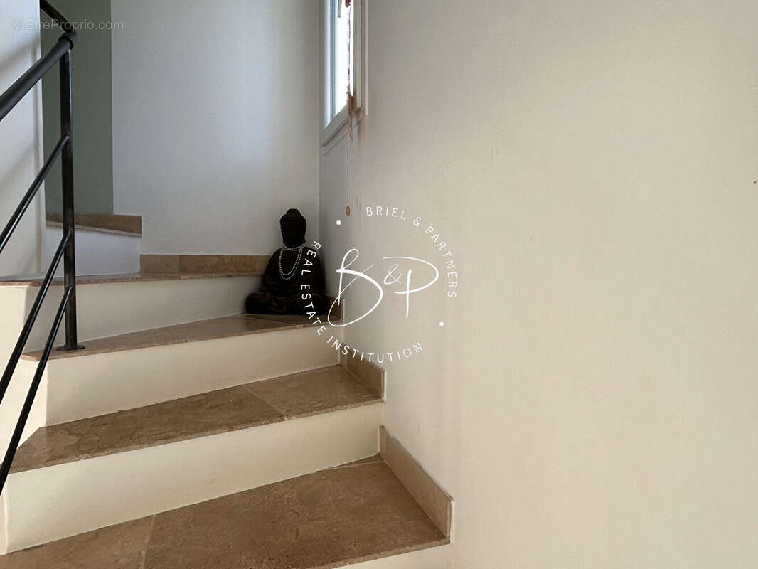 Maison à VILLECROZE