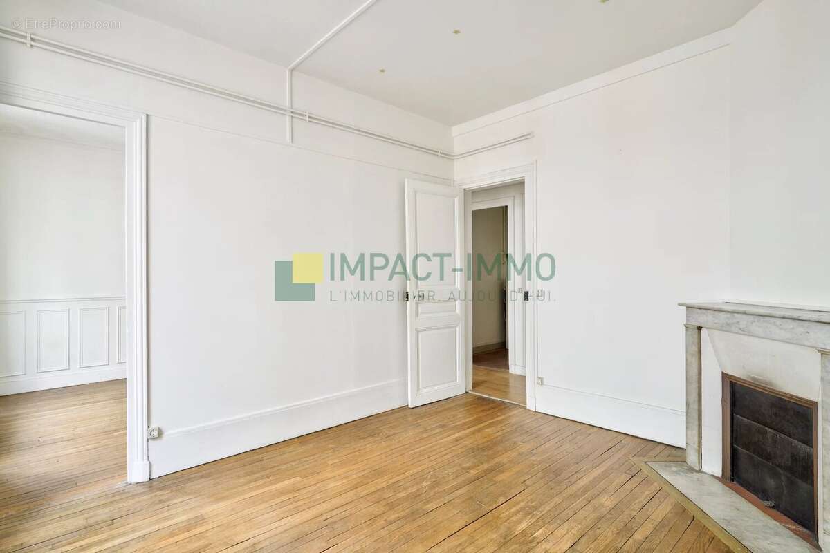 Appartement à CLICHY