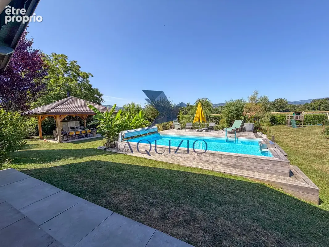 Propriété familiale de 173 m2   Plus de 2 200 m2 de terrain plat, piscine et vue montagnes - photo 25