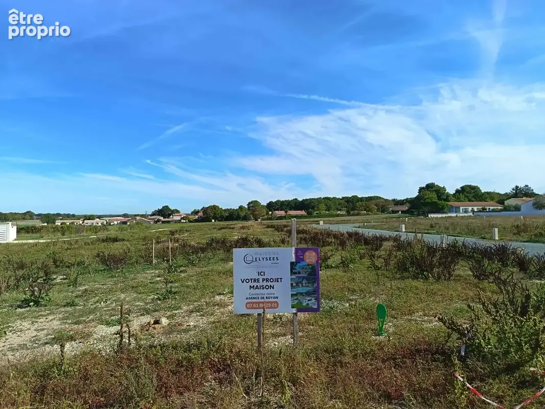 Photo Terrain à Grezac au prix de 49 900€