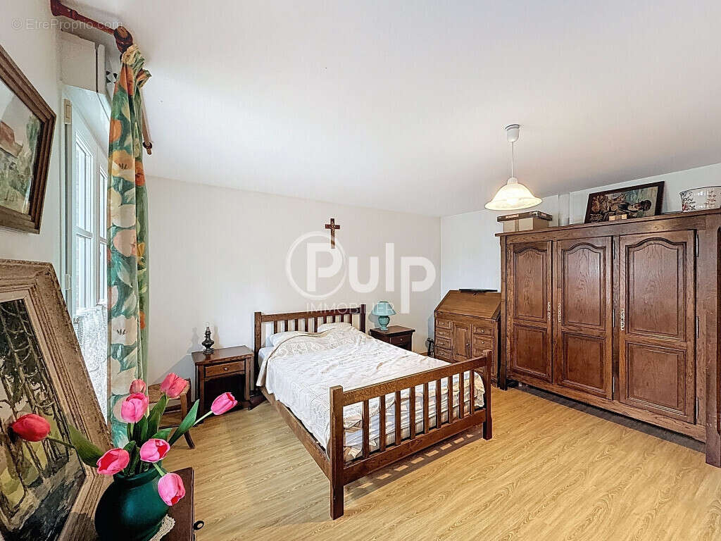 Maison à AIX-EN-ISSART