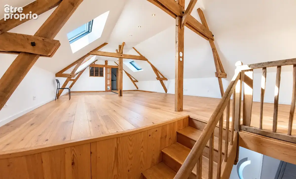 Maison en pierres rénovée de 195m2 - 8 pièces - Forges la Forêt - photo 7