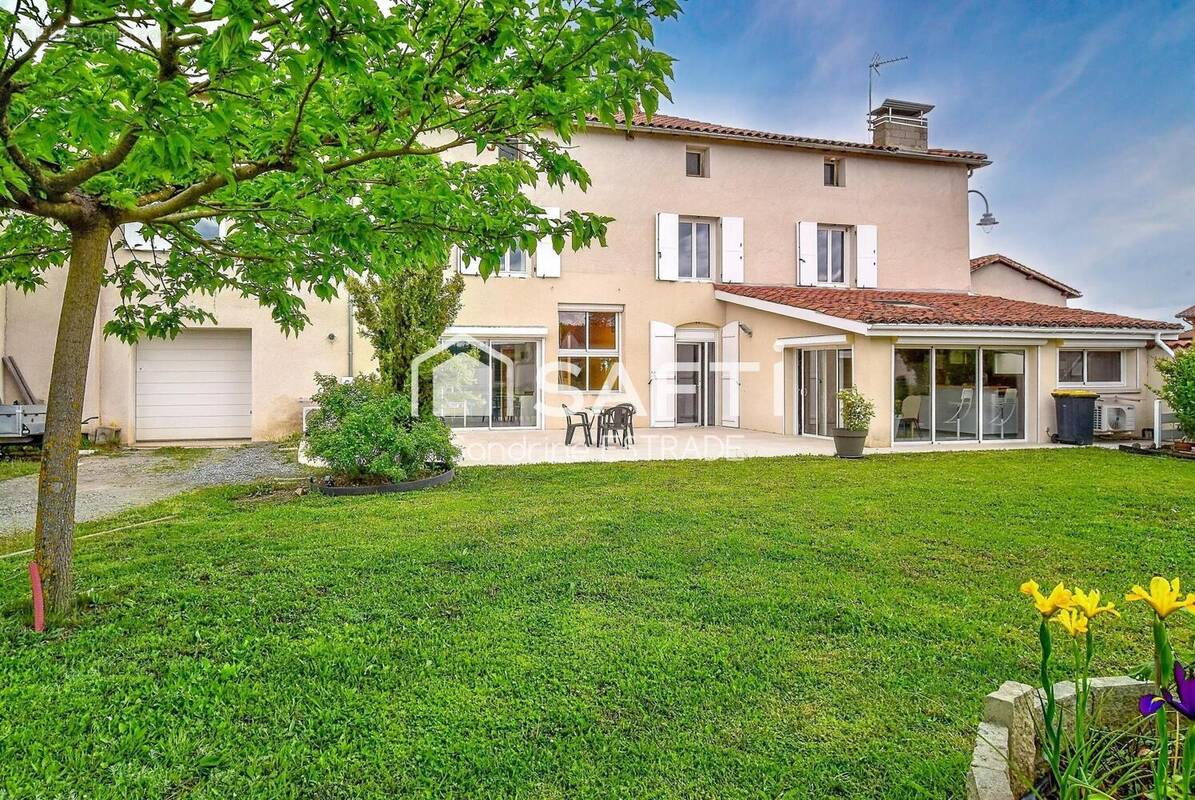 Photo 1 - Maison à MONTVERDUN