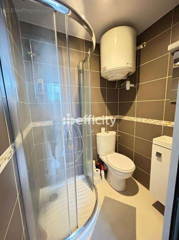 Appartement à PARIS-3E