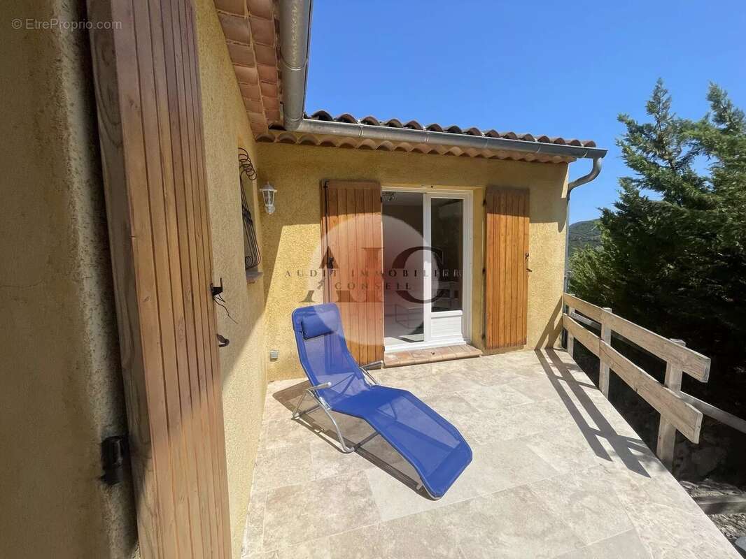 Maison à MONTAUROUX