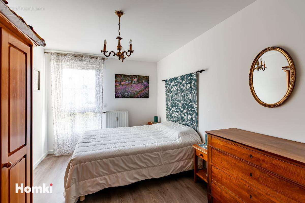 Appartement T5 de 99 m2 à Bordeaux 33300, Rue Paule Marrot - photo 7