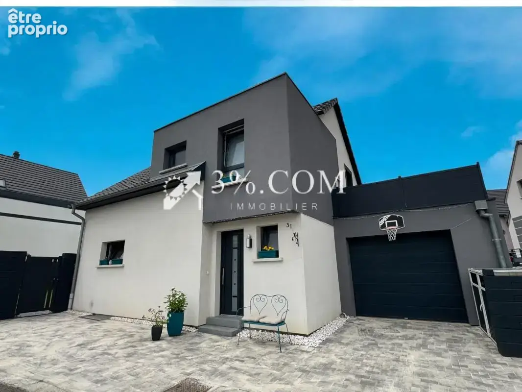 3%COM Belle maison récente avec piscine et jardin - photo 4
