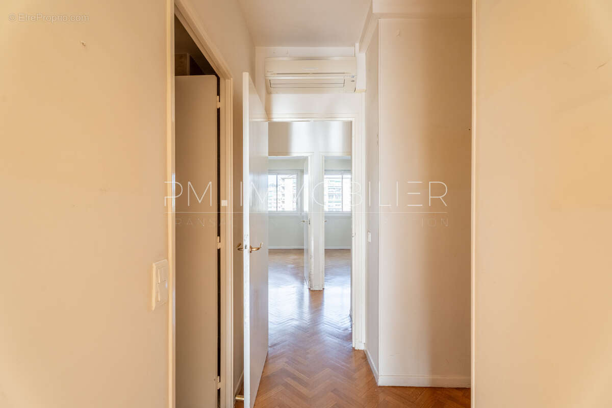 Appartement à MARSEILLE-8E