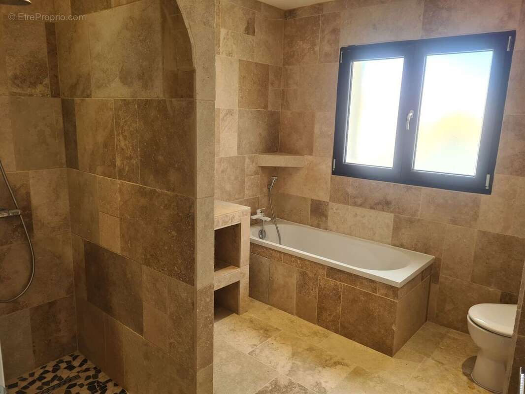 Maison à SAINT-CHRISTOL-LES-ALES