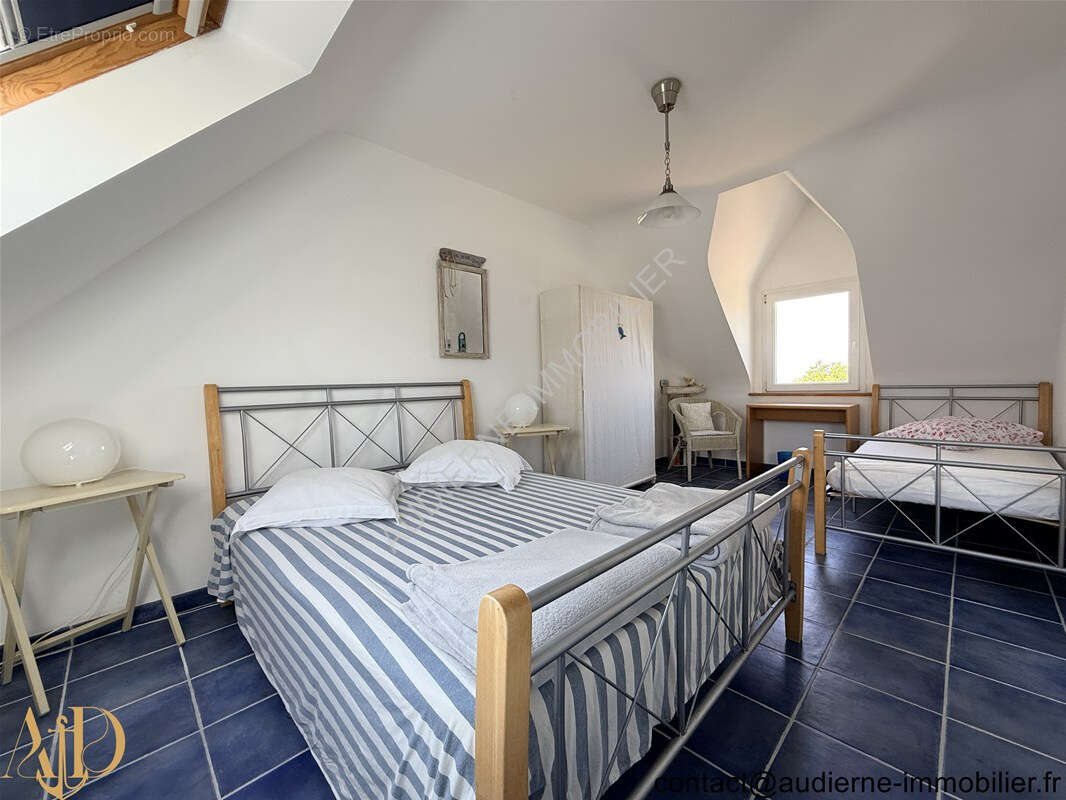 EMPLACEMENT EXCEPTIONNEL - Maison récente - à 300m de la plage - habitable immédiatement - photo 9