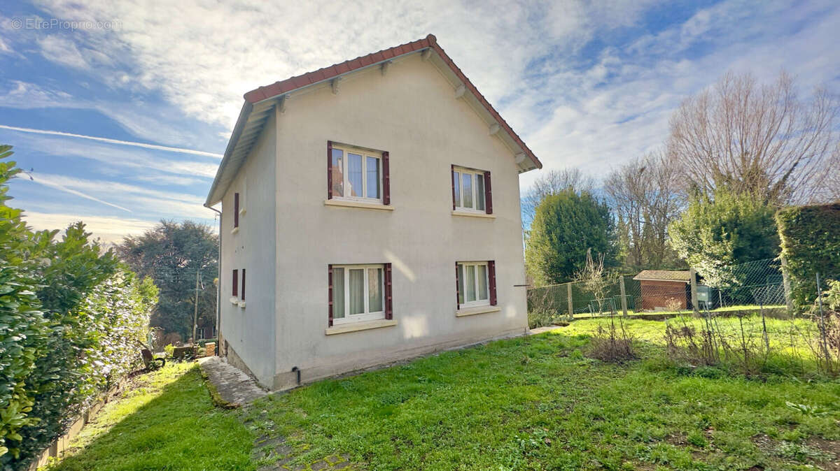 Maison à ATHIS-MONS