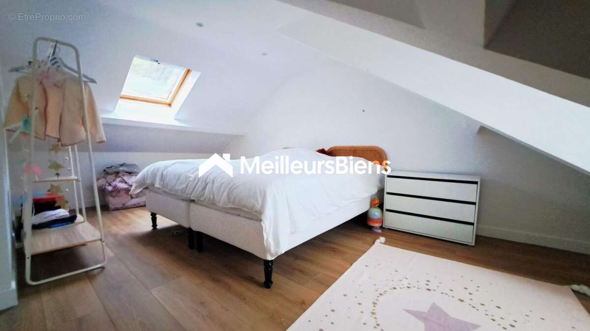 Maison à AUVERS-SUR-OISE