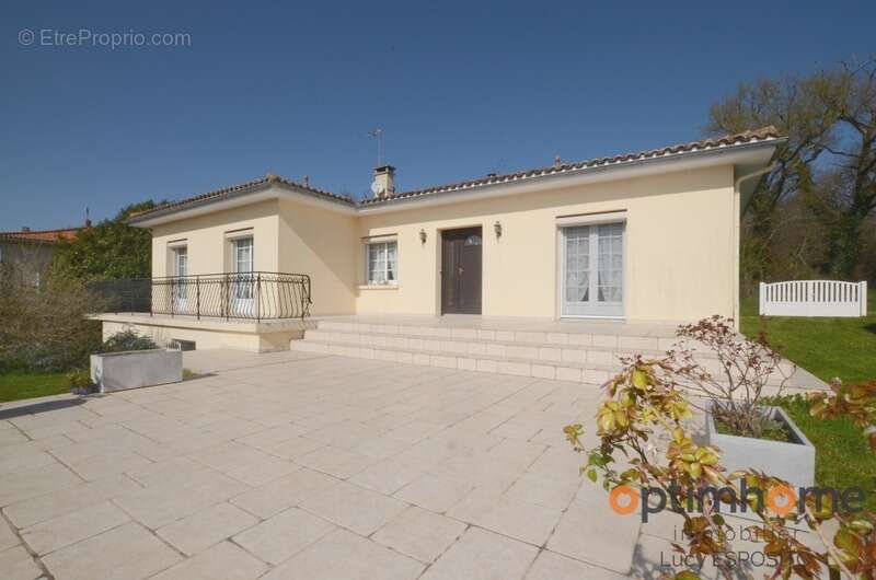 Maison à ABZAC