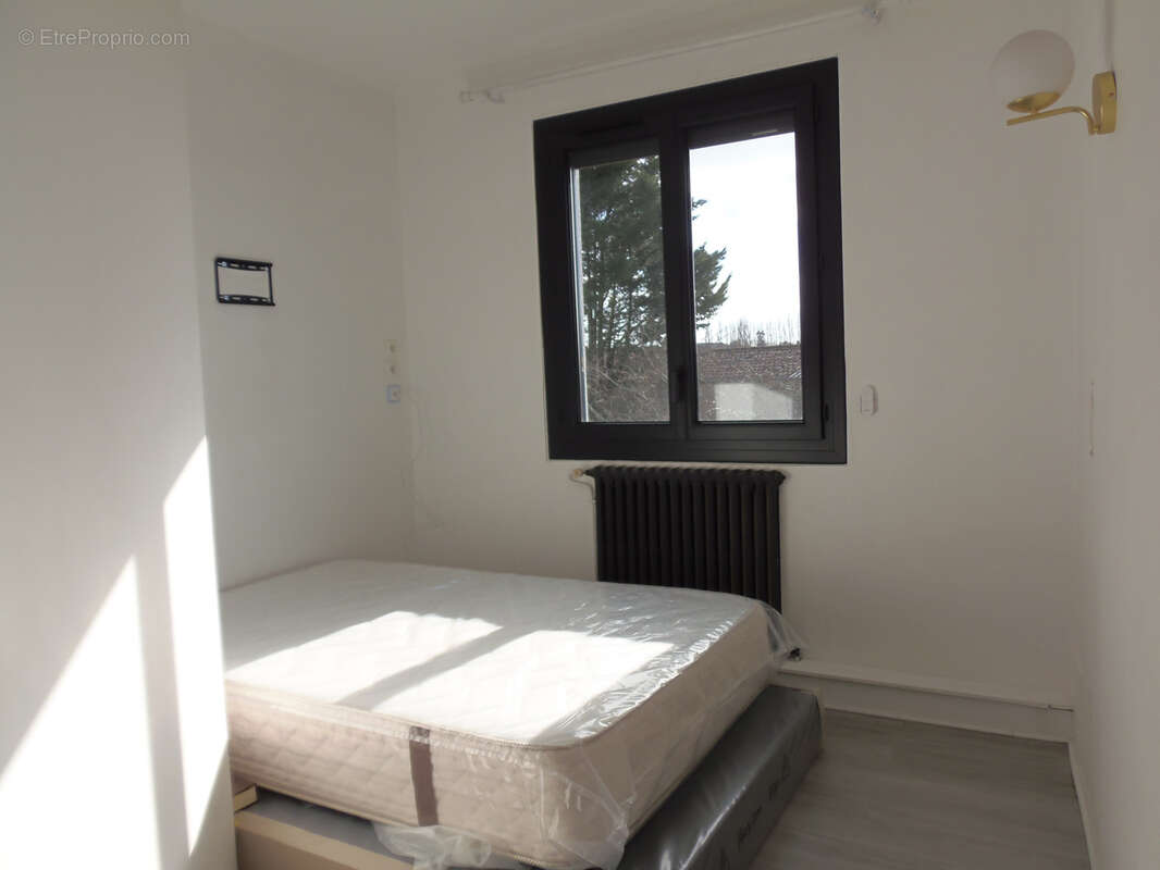 Maison à CHENAC-SAINT-SEURIN-D&#039;UZET