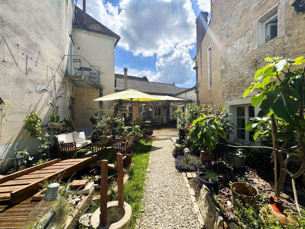 Maison 280 m² à Vermenton  - photo 19