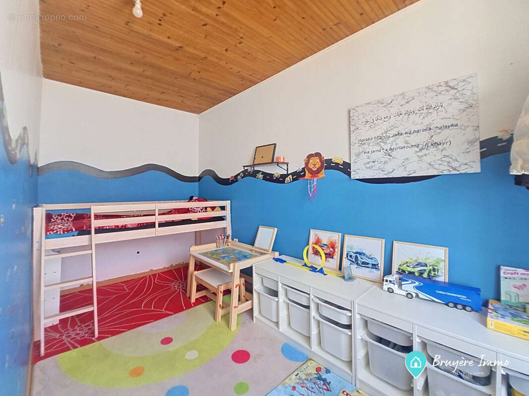 Maison 93 m² à Maubeuge  - photo 5