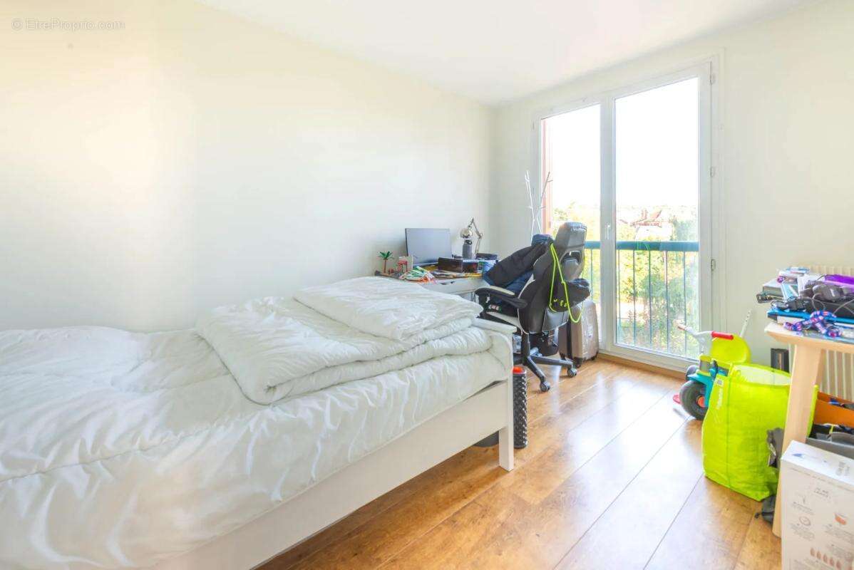 Appartement à CHAVILLE