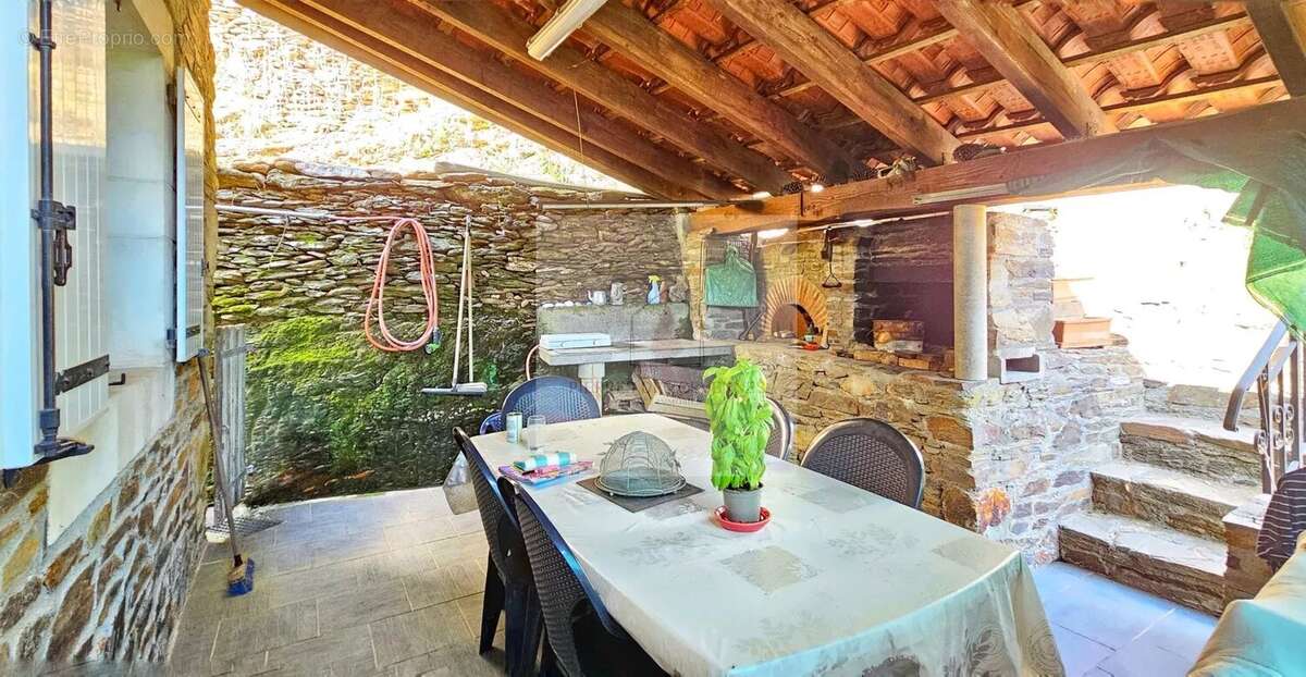 Maison à SAINT-ETIENNE-VALLEE-FRANCAISE