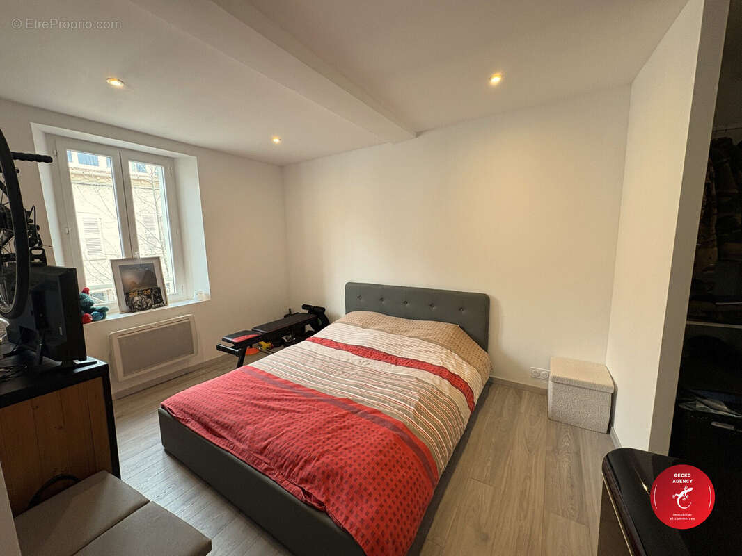 Appartement à BARGEMON