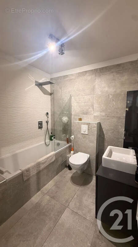 Appartement 68 m² à San-Martino-Di-Lota  - photo 8