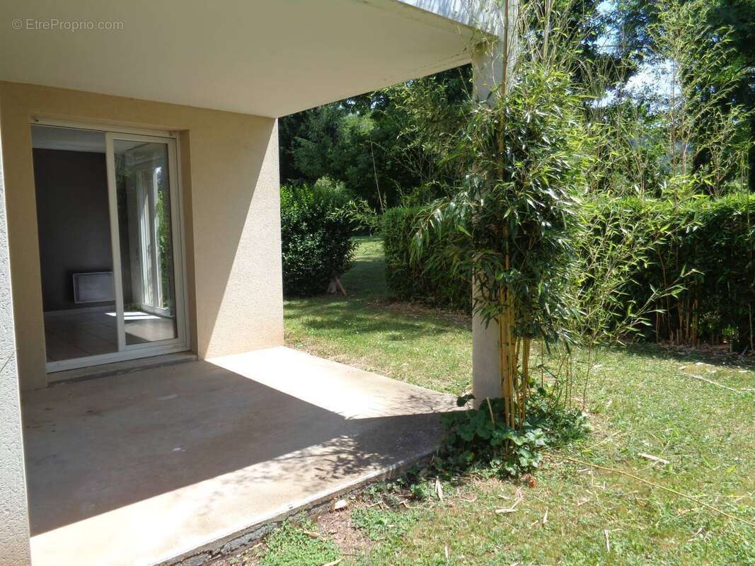 Appartement à LARCHE