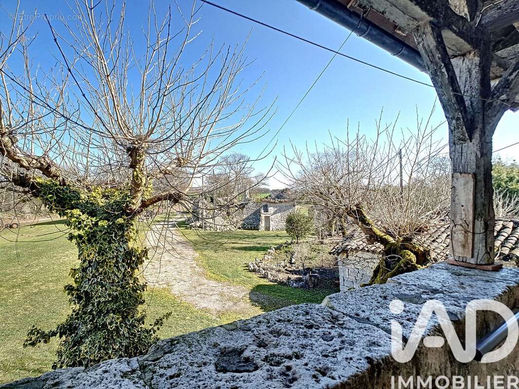 Maison 140 m² à Saint-Beauzeil  - photo 3