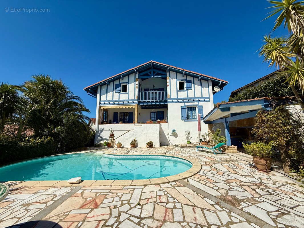 Maison à URRUGNE