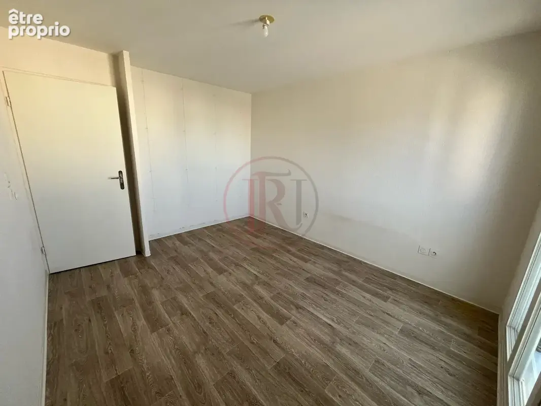 Appartement T3 avec balcon - photo 4