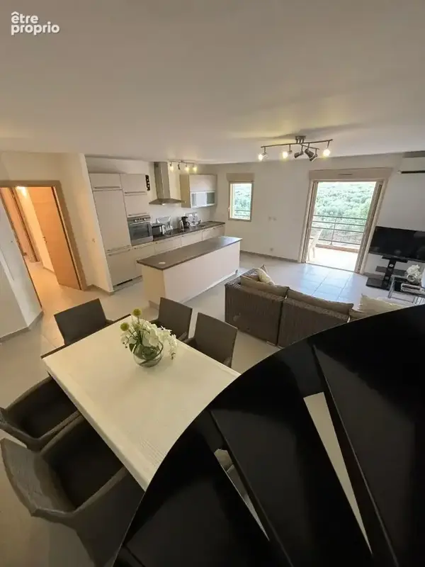 Lucciana  - Appartement en duplex de type T4 140.83 m2 avec garage et parking - photo 4