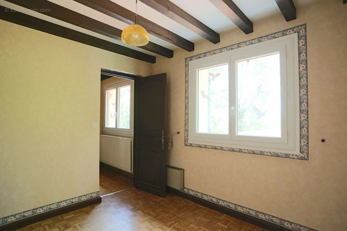 Maison à VOLLORE-VILLE