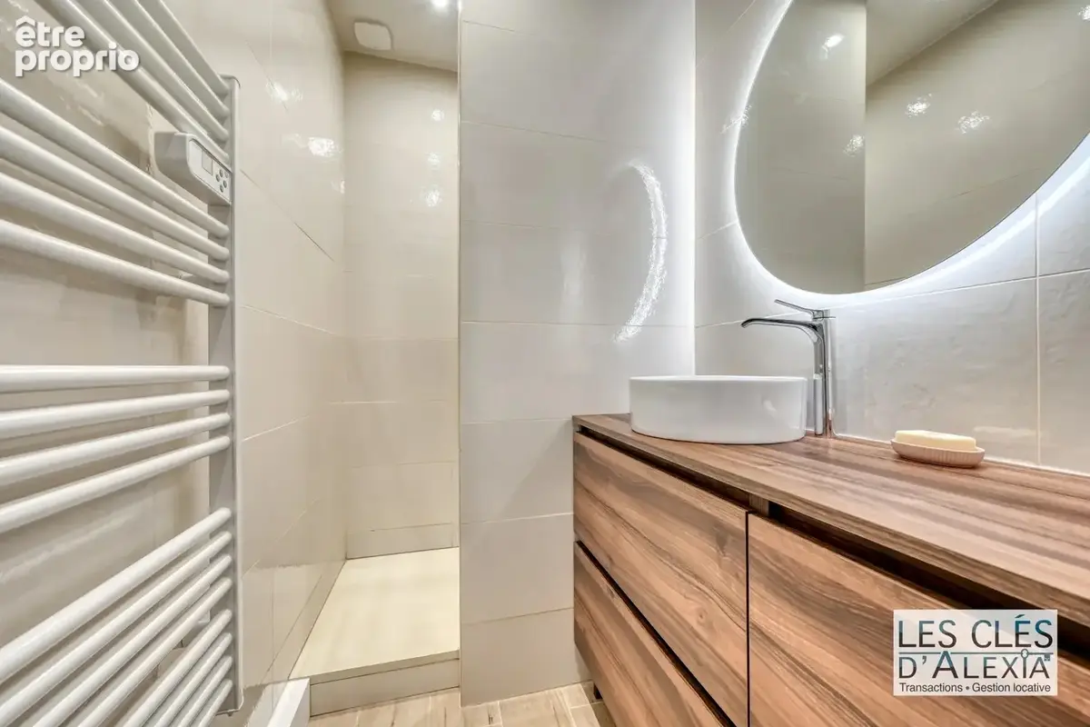 Appartement t4 hausmanien - triangle d'or - photo 11