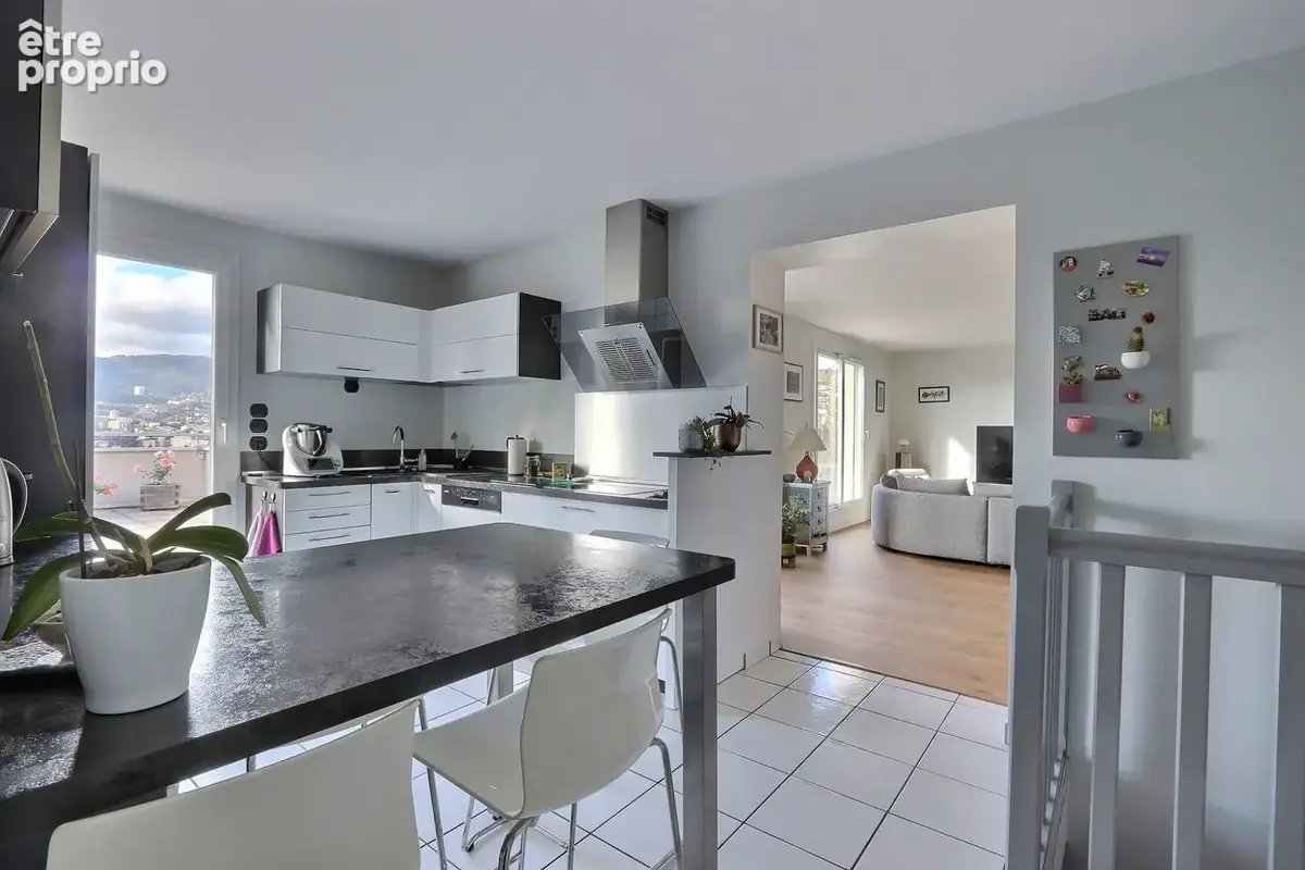 Appartement 5 pièces 128 m² à vendre à Clermont-Ferrand (63000) - photo 4
