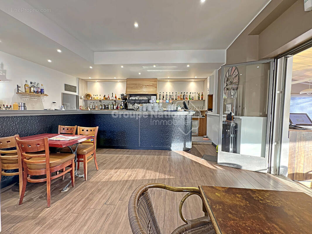 Commerce à SAINT-JEAN-DU-GARD