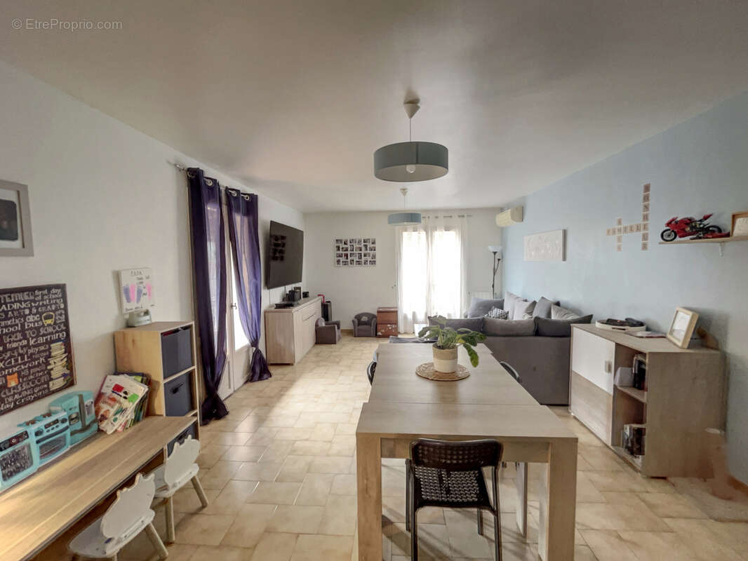 Maison à COMPS