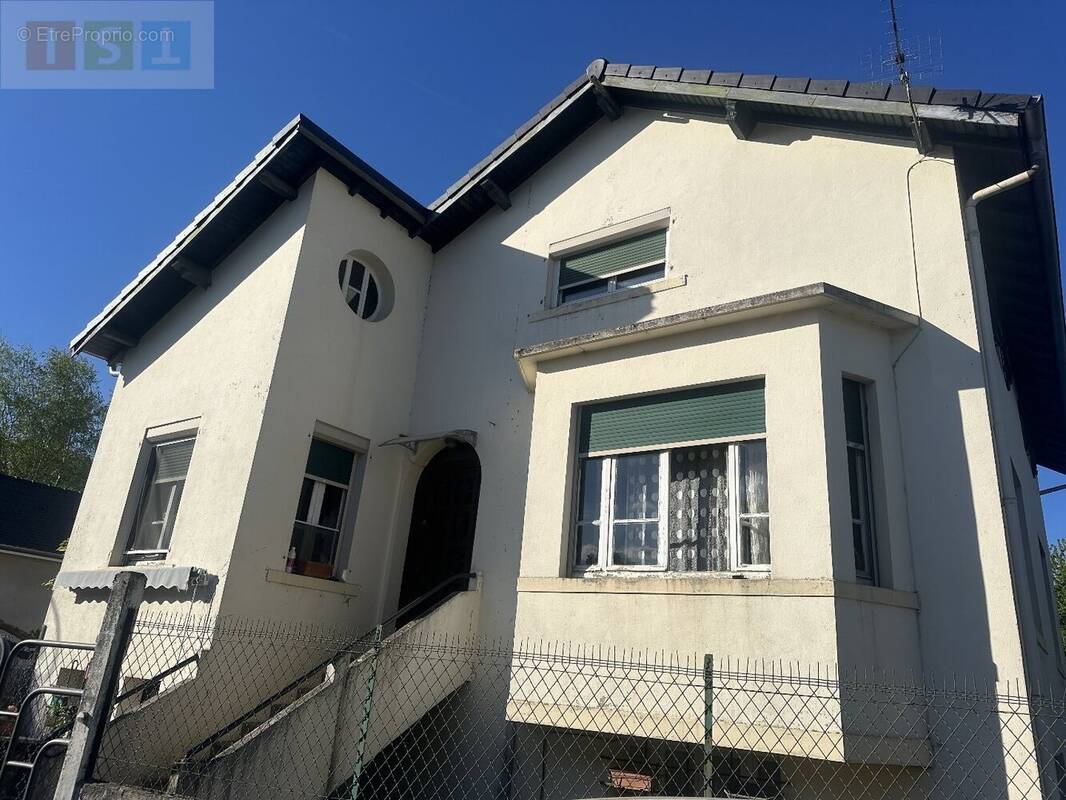 Maison avec grand sous-sol sur terrain de 507 m² - photo 3