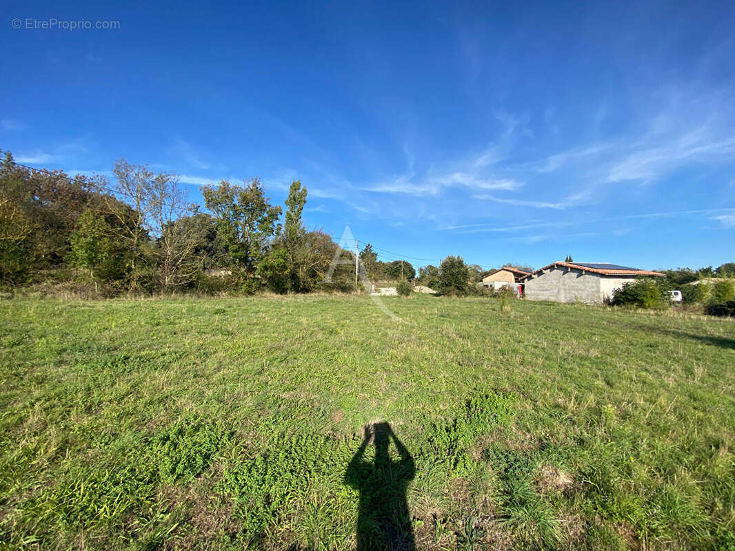 Terrain à VILLEPINTE