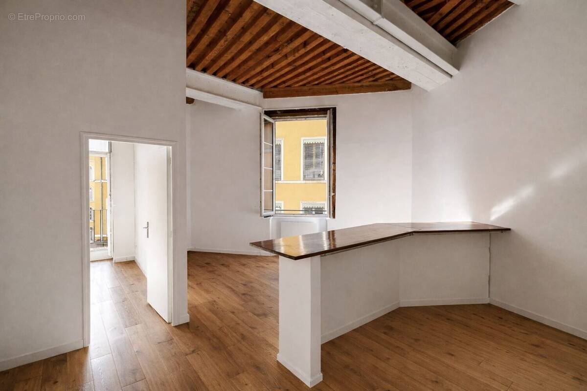 Appartement à LYON-1E