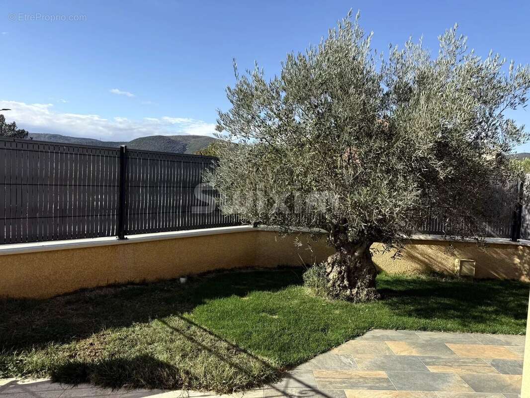 Maison à LA COUCOURDE