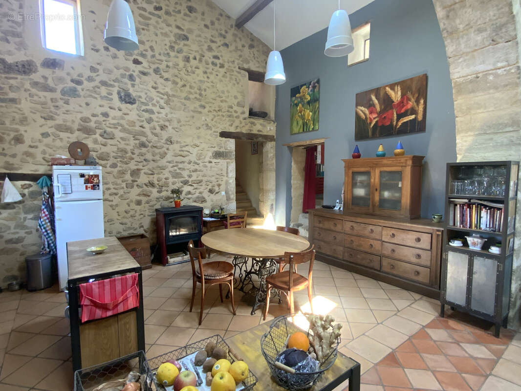 Maison de village en pierre 10 minutes d' Uzès. - photo 8