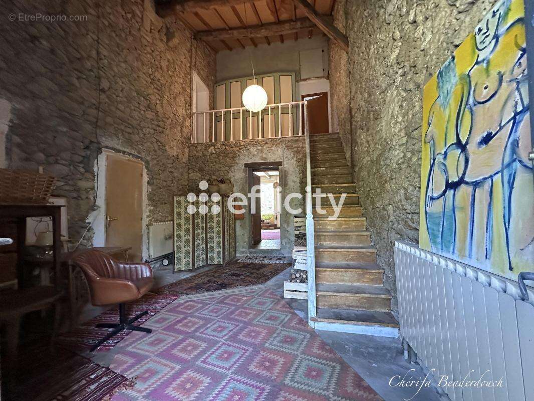 Maison à GENSAC