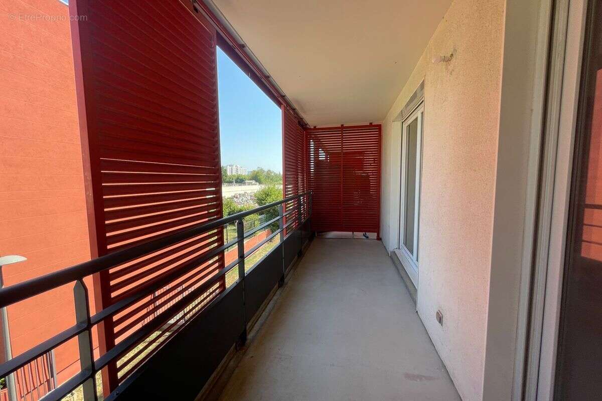 T2 de 50,11 m² à Saint-Priest, Carré Rostand au prix de vente de 121 200 € - photo 6