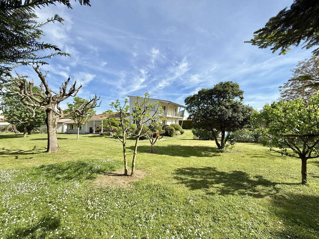 Maison à SAINT-MARCEL-LES-VALENCE