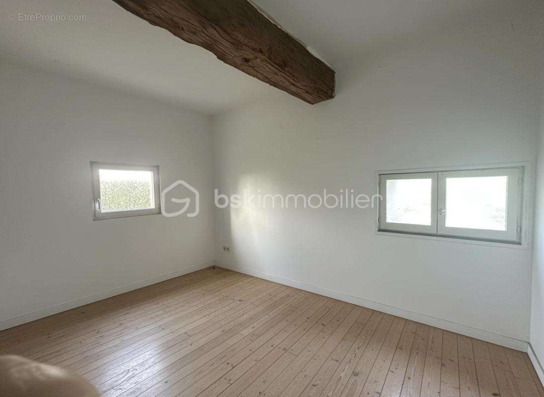 Maison à LA MEZIERE